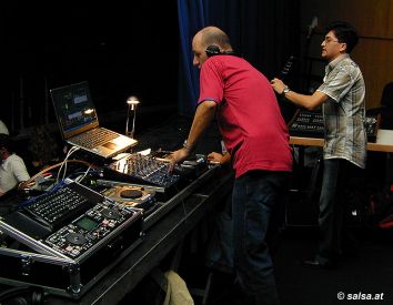 Salsa Bonn: Brückenforum (anklicken zum Vergroessern)