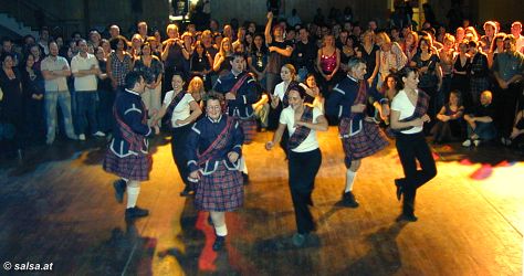 Salsa Bonn: Brückenforum