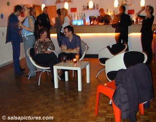 Köln: Salsa in der Tanzschule Schluerecki